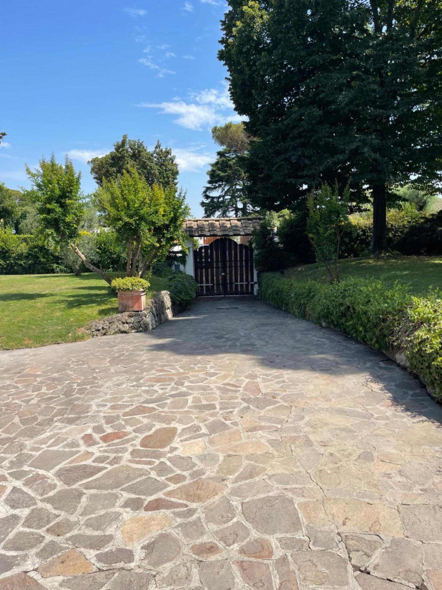 Di Lusso Con Piscina Rom